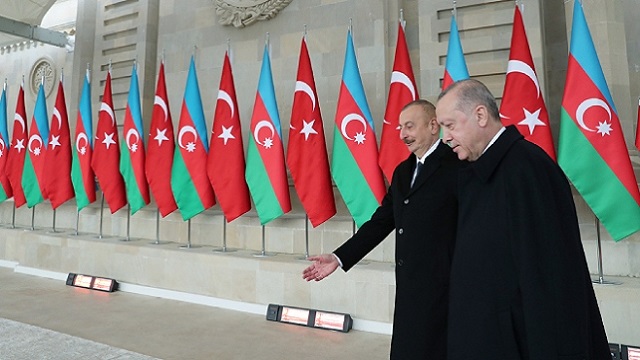 aliyev-muharebenin-ilk-saatlerinden-itibaren-turkiyenin-destegini-hissettik