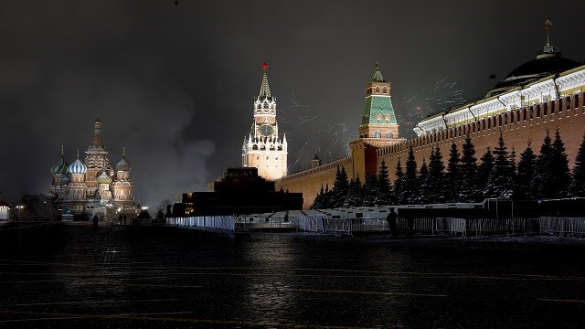 rusya-kovid-19-golgesinde-yeni-yila-girdi