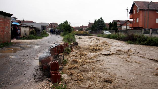 sirbistanda-sel-nedeniyle-bazi-bolgelerde-ohal-ilan-edildi