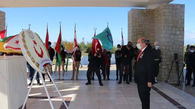 kibris-turk-halkinin-lideri-dr-kucuk-vefatinin-37nci-yilinda-anildi