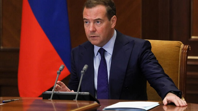 medvedev-daglik-karabag-meselesinin-turkiye-ile-muzakere-edilmesi-gerektigini-s