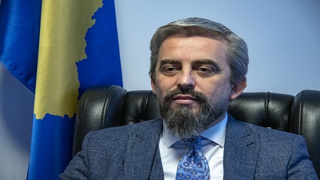 Kosovalı Türk bakan Kervan, Türkiye-Kosova ilişkilerini daha ileri taşımayı  hedefliyor - Avrasya'dan - Haber - TRT Avaz