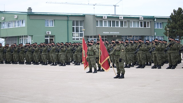 kosovanin-bagimsizliginin-13-yil-donumu-kutlaniyor