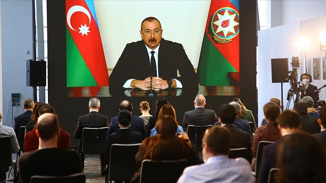 azerbaycan-cumhurbaskani-ilham-aliyev-gazetecilerin-sorularini-yanitladi