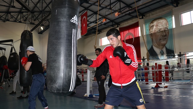 turkiye-ve-azerbaycan-boks-milli-takimlari-birlikte-kamp-yapiyor