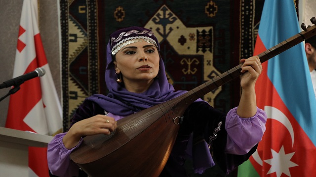 gurcistanda-nevruz-bayrami-kutlandi