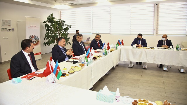 turkiye-ve-azerbaycan-tarim-bakanlari-ziraat-bank-azerbaycani-ziyaret-etti