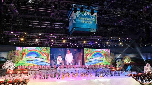 ozbekistanda-nevruz-bayrami-kovid-19-golgesinde-kutlaniyor