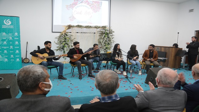 yunus-emre-enstitusunden-azez-de-nevruz-kutlamasi