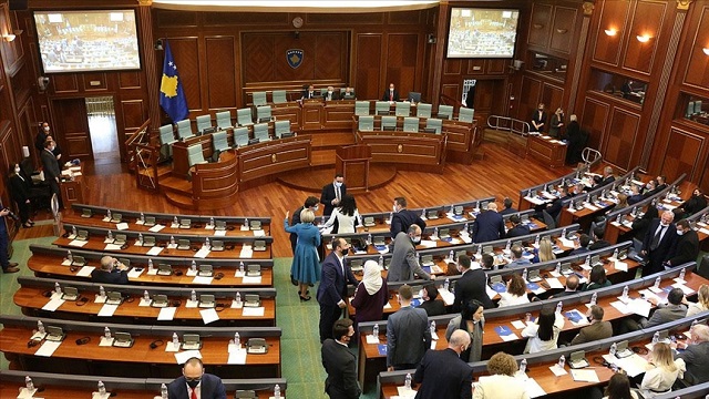 kosovanin-yeni-meclis-baskani-glauk-konjufca-oldu