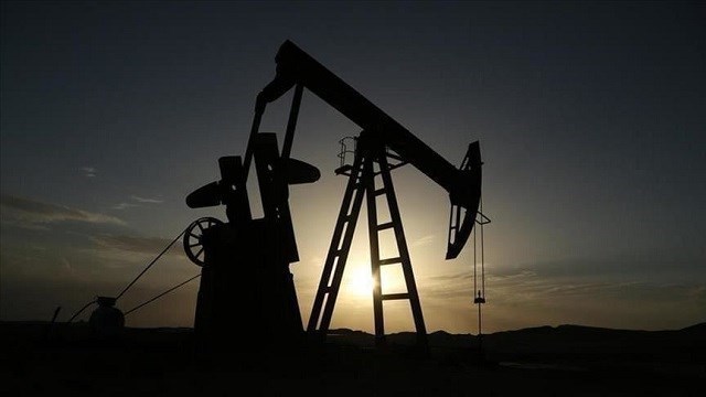rusya-petrol-urunleri-ihracatini-kisitlamaya-hazirlaniyor