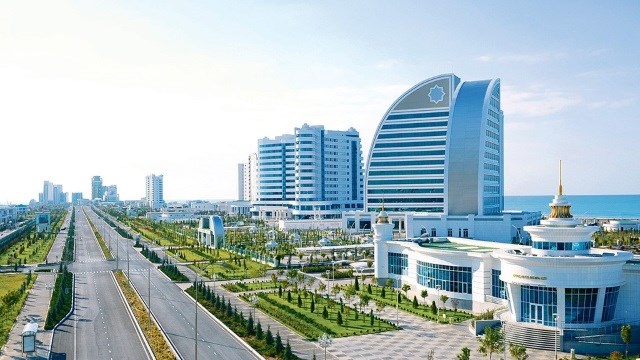 turkmenistan-in-gozde-tatil-merkezi-avaza-milli-turizm-bolgesi