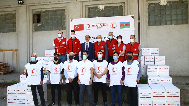 turk-kizilay-azerbaycan-da-5-bin-aileye-gida-yardimi-ulastiracak