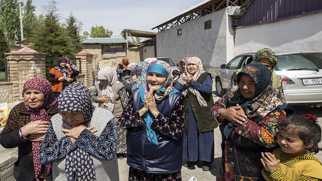 turkiye-diyanet-vakfi-kirgizistanda-ramazan-yardim-calismalarini-tamamladi