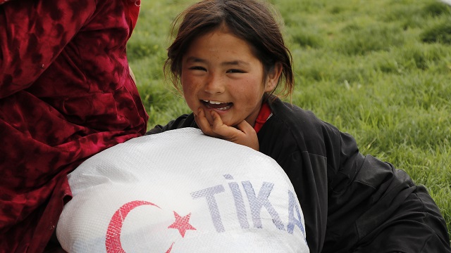 tika-erenler-sofrasi-ile-82-ulkeden-yaklasik-1-milyon-kisiye-turkiyenin-dost