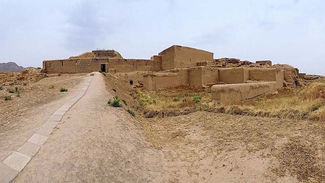 turkmenistan-daki-antik-nisa-kalesi