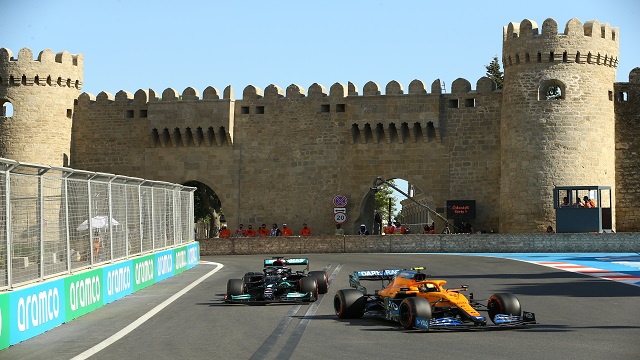 f1-azerbaycan-grand-prixsinde-pole-pozisyonu-leclercin