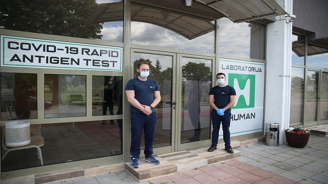 sirbistanin-nis-kentinde-turk-vatandaslari-icin-antijen-test-merkezi-acildi