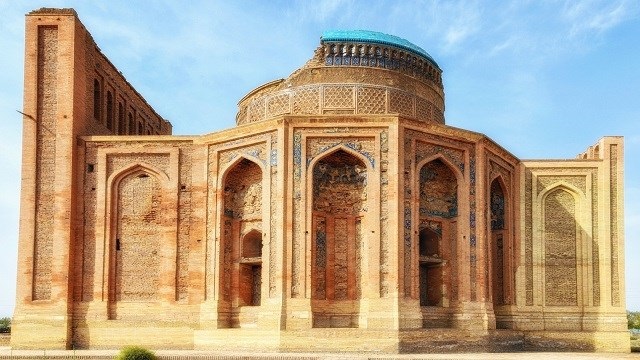 turkmenistan-in-tarihi-kohneurgenc-sehrindeki-torebeg-hanim-turbesi
