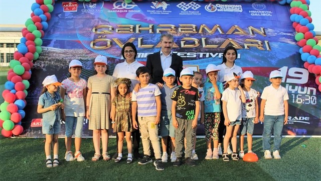 azerbaycanda-sehit-cocuklari-icin-kahraman-evlatlari-spor-festivali-duzenlend