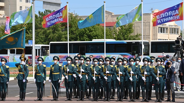 kazakistanda-astana-gunu-kutlamalari-basladi