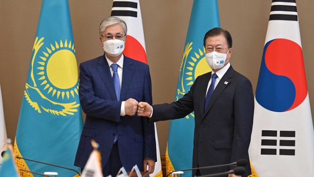 kazakistan-guney-koreye-ulkedeki-dogal-kaynaklarin-kesfedilmesi-konusunda-is-b