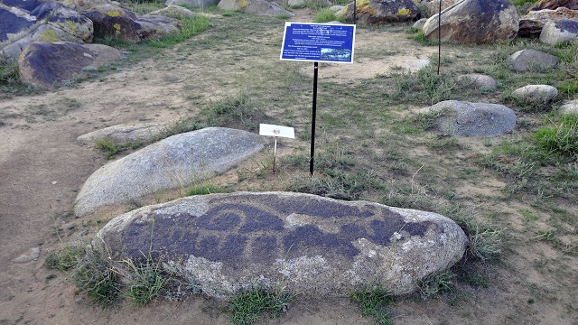 kirgizistan-yeryuzundeki-en-eski-sanat-eseri-olarak-kabul-edilen-petrogliflere