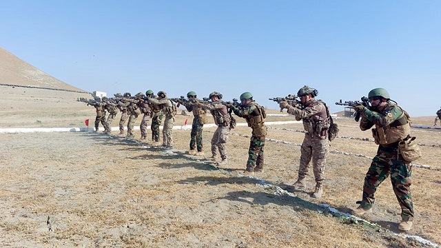 turkiye-azerbaycan-ve-pakistan-ozel-kuvvetlerinin-ortak-tatbikatinda-atis-talim