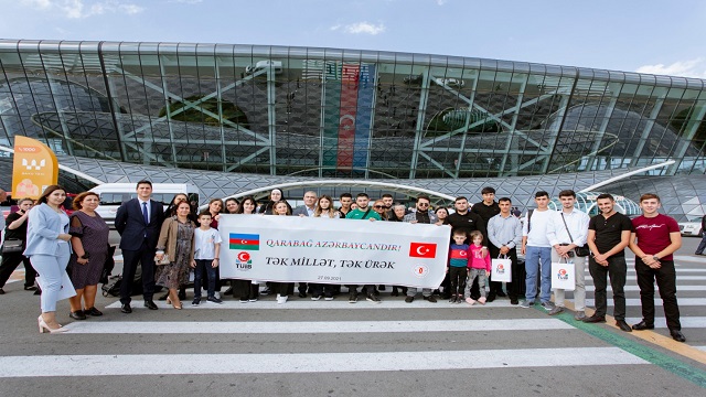 azerbaycandaki-turk-is-adamlari-kurulusu-tuibden-sehit-cocuklarina-turkiyede