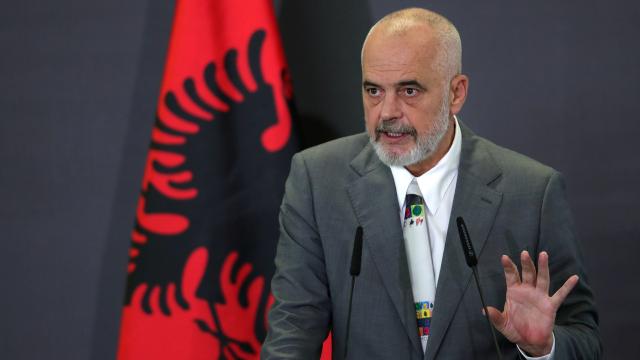 arnavutluk-basbakani-edi-ramadan-kosova-ile-birlesme-mesaji