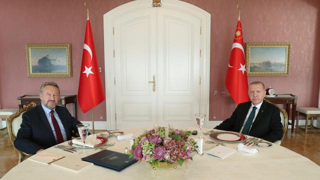 cumhurbaskani-erdogan-bakir-izetbegovici-kabul-etti