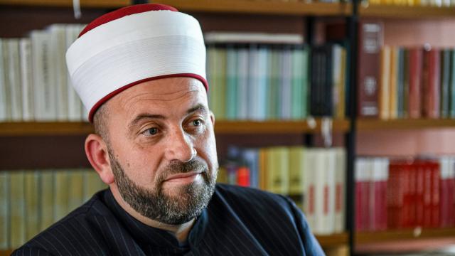 karadag-islam-birligi-baskanligina-yeniden-rifat-fejzic-secildi