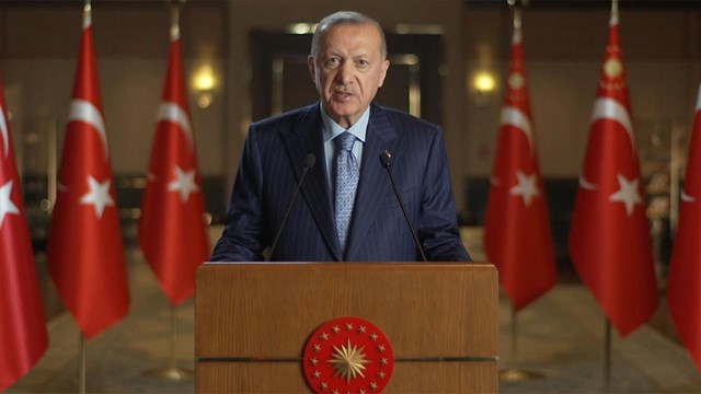 cumhurbaskani-erdogan-azerbaycanin-zafer-bayramini-kutladi