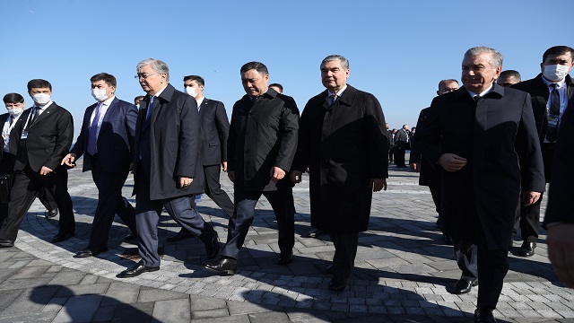 turk-konseyi-liderleri-demokrasi-ve-ozgurlukler-adasina-geldi