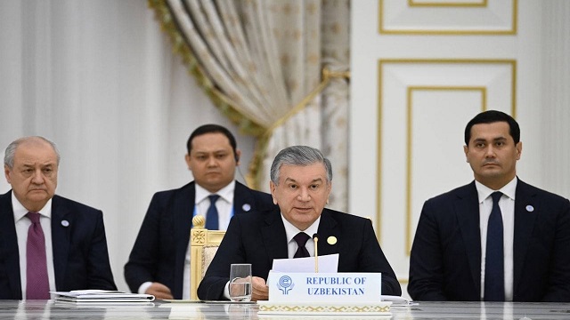 ozbekistan-cumhurbaskani-mirziyoyev-eit-zirvesinde-konustu
