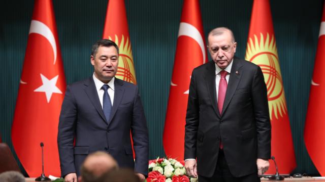 cumhurbaskani-erdogan-kirgizistan-cumhurbaskani-caparovun-dogum-gununu-kutladi