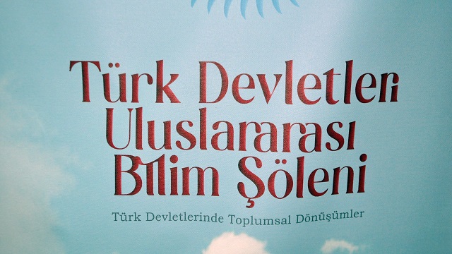 kirgizistan-turkiye-manas-universitesi-turk-dunyasinin-bilim-insanlarini-bulustu