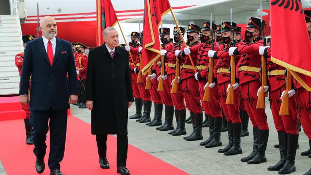 cumhurbaskani-erdogan-arnavutlukta