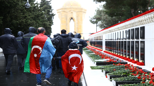 azerbaycanda-kanli-ocak-kurbanlari-aniliyor