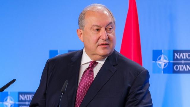 ermenistan-cumhurbaskani-istifa-etti