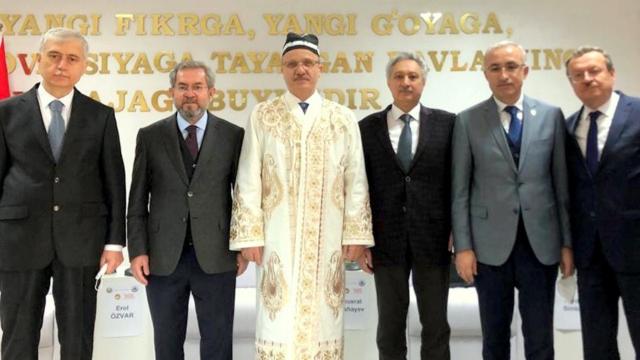 yok-baskani-ozvar-a-ozbekistan-da-fahri-profesorluk-unvani-verildi