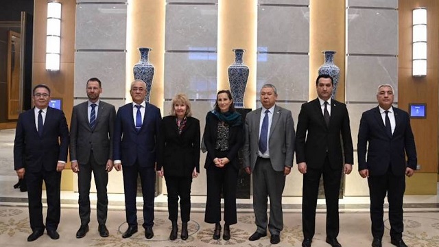 ab-ve-orta-asya-ulkeleri-afganistan-ozel-temsilcileri-konferansi-taskentte-yapi