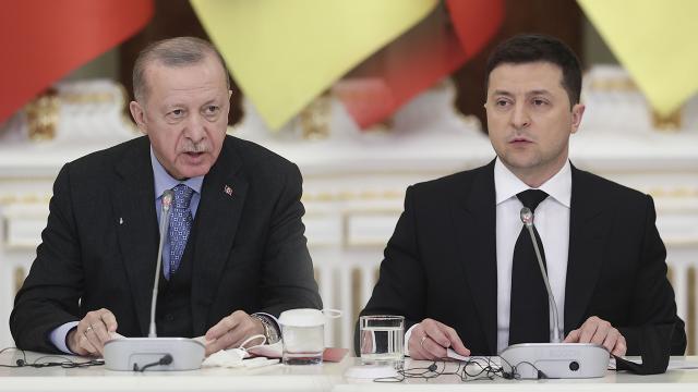 cumhurbaskani-erdogan-ve-zelenskiy-gorustu