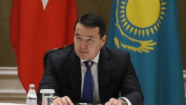 kazakistan-basbakani-ismailovdan-turk-yatirimcilara-is-birligi-cagrisi