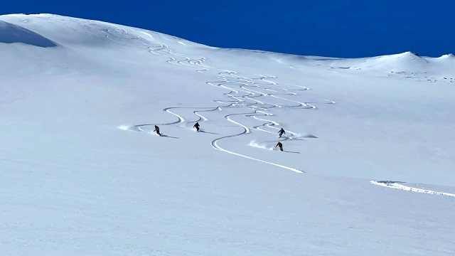 kackar-daglari-heliski-meraklilariyla-da-turizme-katki-sunuyor