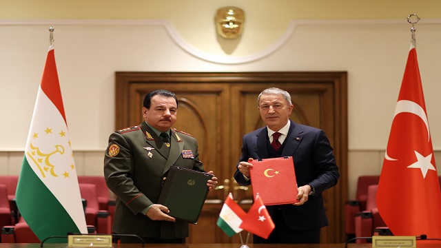 turkiye-ve-tacikistan-arasinda-askeri-cerceve-anlasmasi-imzalandi