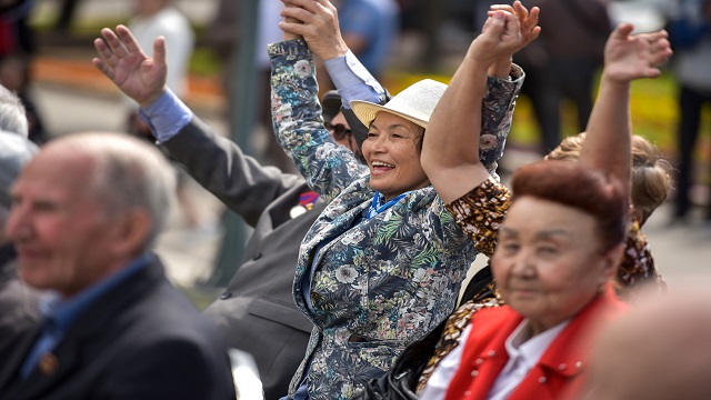 kirgizistanin-baskenti-biskekin-kurulusunun-144-yil-donumu-kutlaniyor