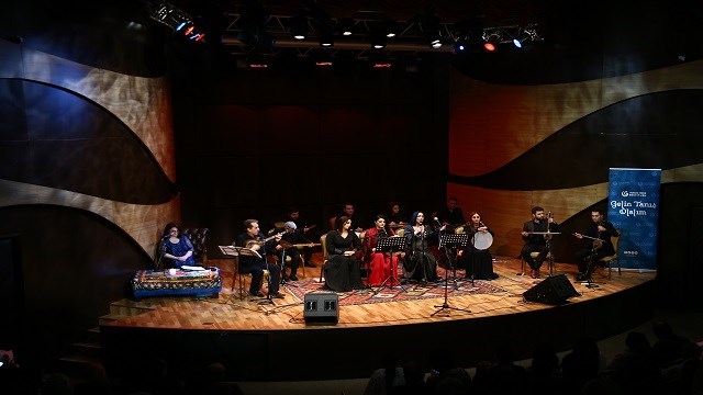 bakude-yunus-emre-asiklari-isimli-konser-duzenlendi