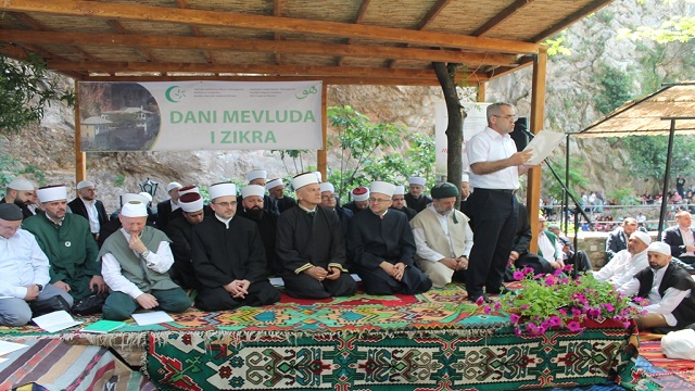 bosna-hersekteki-blagay-tekkesinde-geleneksel-mevlit-ve-zikir-gunleri-etkinl