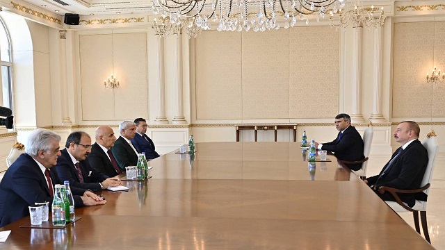 azerbaycan-cumhurbaskani-aliyev-tarim-ve-orman-bakani-kirisciyi-kabul-etti